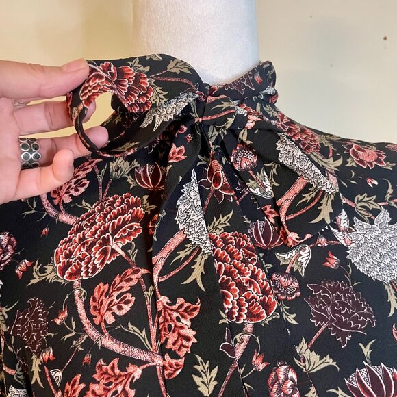 Vintage Red & White Floral Black Background Blouse w/ Bow Tie - Paris - Picture 7 of 7